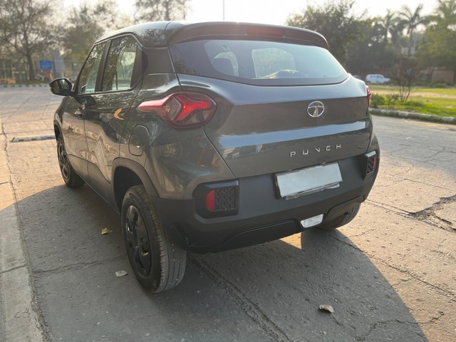 Second-hand 2023 Tata Punch Pure BSVI for sale in New Delhi-7