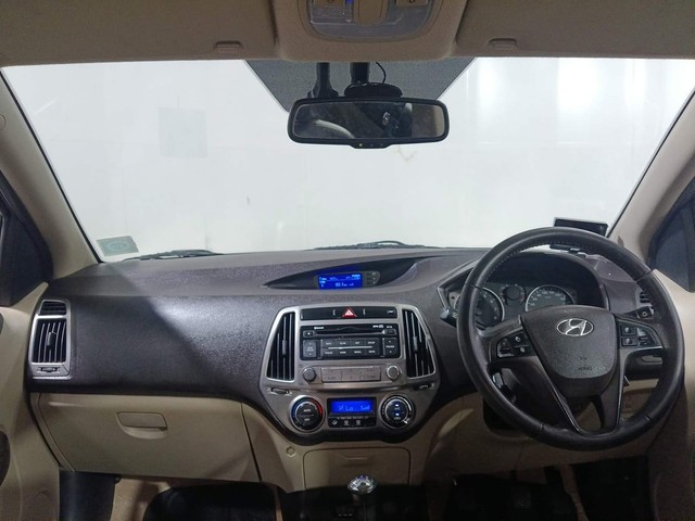 Second-hand 2012 Hyundai i20 Sportz 1.2 for sale in Kochi-11