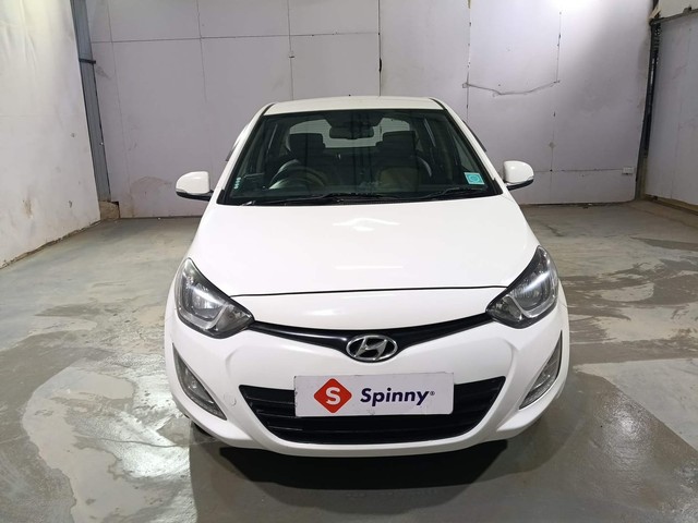 Second-hand 2012 Hyundai i20 Sportz 1.2 for sale in Kochi-7