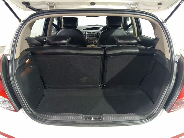 Second-hand 2012 Hyundai i20 Sportz 1.2 for sale in Kochi-9