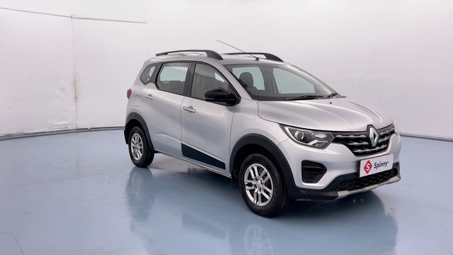 Second-hand 2023 Renault Triber RXT for sale in Lucknow-1