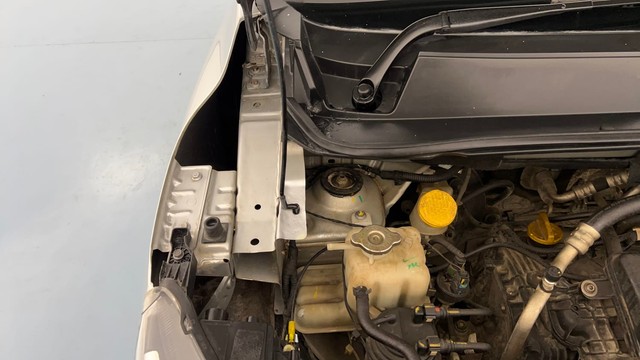 Second-hand 2023 Renault Triber RXT for sale in Lucknow-32