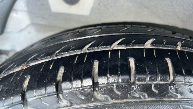 Second-hand 2013 Hyundai i10 Magna 1.2 for sale in Lucknow-30