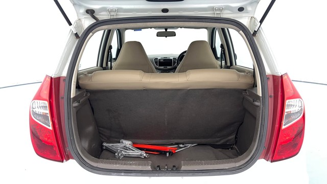 Second-hand 2013 Hyundai i10 Magna 1.2 for sale in Lucknow-9