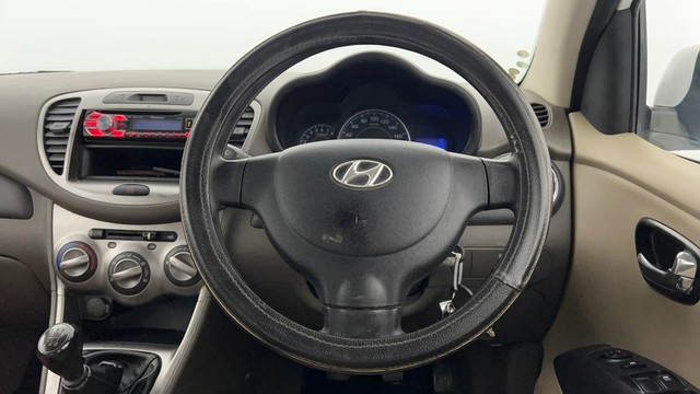 Second-hand 2013 Hyundai i10 Magna 1.2 for sale in Lucknow-37