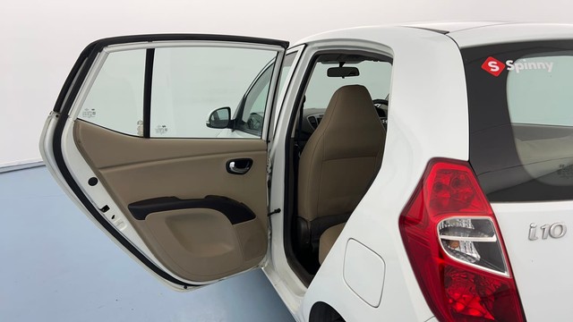 Second-hand 2013 Hyundai i10 Magna 1.2 for sale in Lucknow-38