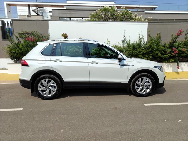 Second-hand 2023 Volkswagen Tiguan 2.0 TSI Elegance for sale in Coimbatore-1