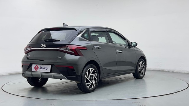 Second-hand 2024 Hyundai i20 Asta 1.2 for sale in Noida-3