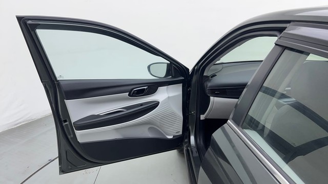 Second-hand 2024 Hyundai i20 Asta 1.2 for sale in Noida-30