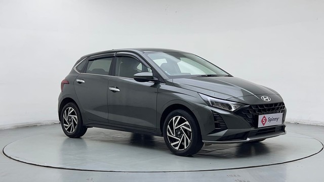 Second-hand 2024 Hyundai i20 Asta 1.2 for sale in Noida-1