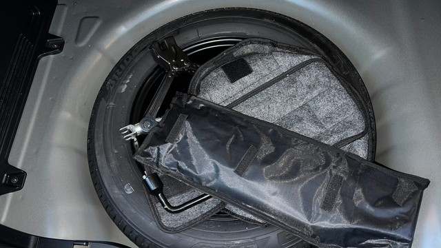 Second-hand 2024 Hyundai i20 Asta 1.2 for sale in Noida-21