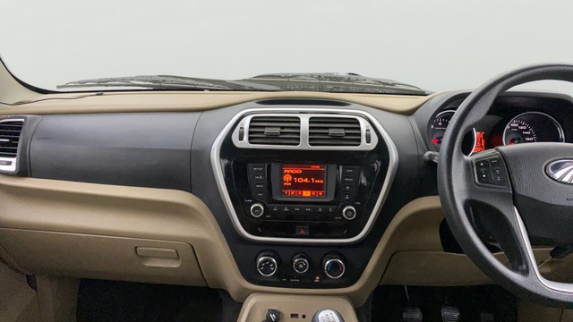 Second-hand 2015 Mahindra TUV 300 T8 for sale in Mumbai-4