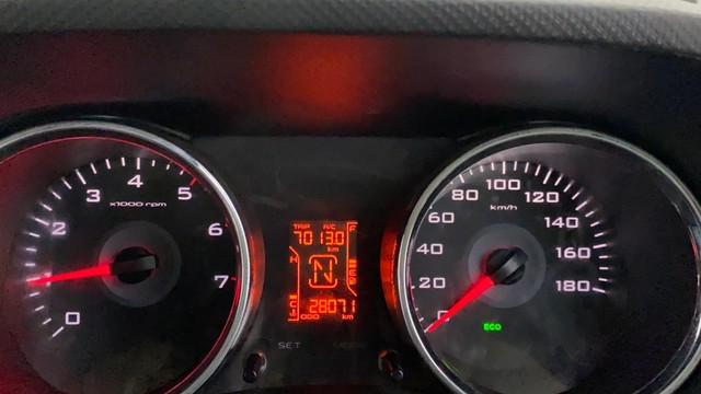 Second-hand 2015 Mahindra TUV 300 T8 for sale in Mumbai-23