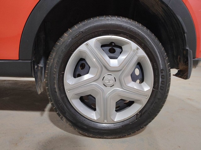 Second-hand 2022 Tata Nexon XMA AMT S for sale in Kochi-19