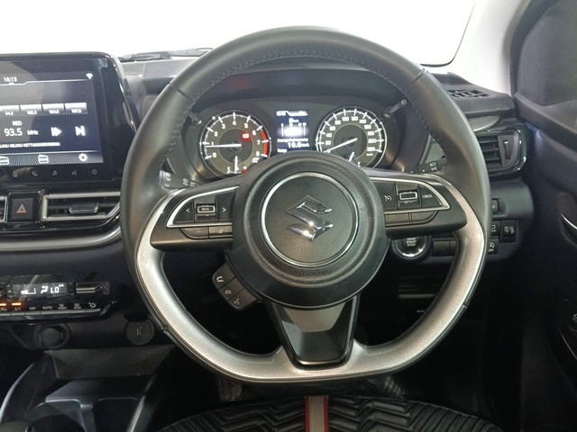 Second-hand 2023 Maruti Suzuki Baleno Alpha AMT for sale in Kochi-38