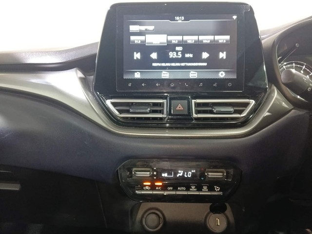 Second-hand 2023 Maruti Suzuki Baleno Alpha AMT for sale in Kochi-27