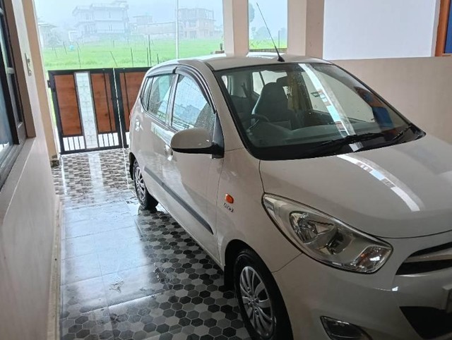 Second-hand 2016 Hyundai i10 Sportz 1.1L for sale in Hamirpur(HP)-5