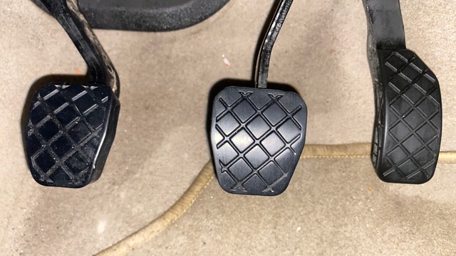 Volkswagen Polo Petrol Comfortline 1.2L Second-hand 2013 Volkswagen Polo Petrol Comfortline 1.2L for sale in Hyderabad-24