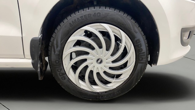 Volkswagen Polo Petrol Comfortline 1.2L Second-hand 2013 Volkswagen Polo Petrol Comfortline 1.2L for sale in Hyderabad-26