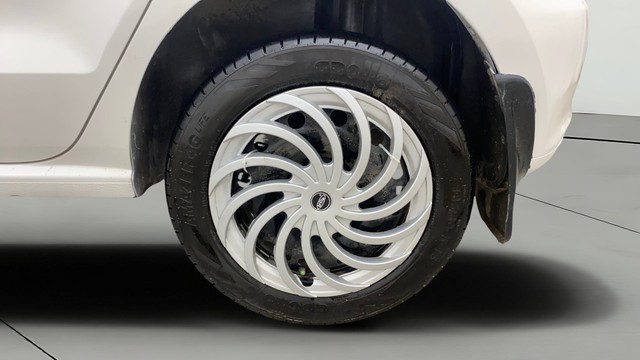 Volkswagen Polo Petrol Comfortline 1.2L Second-hand 2013 Volkswagen Polo Petrol Comfortline 1.2L for sale in Hyderabad-28