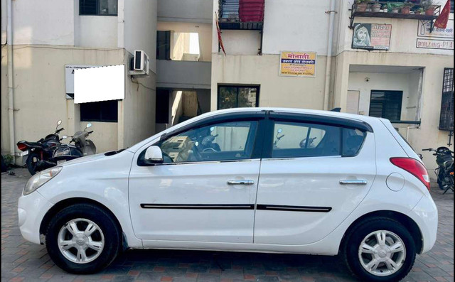Second-hand 2011 Hyundai i20 1.2 Asta for sale in Nagpur-3
