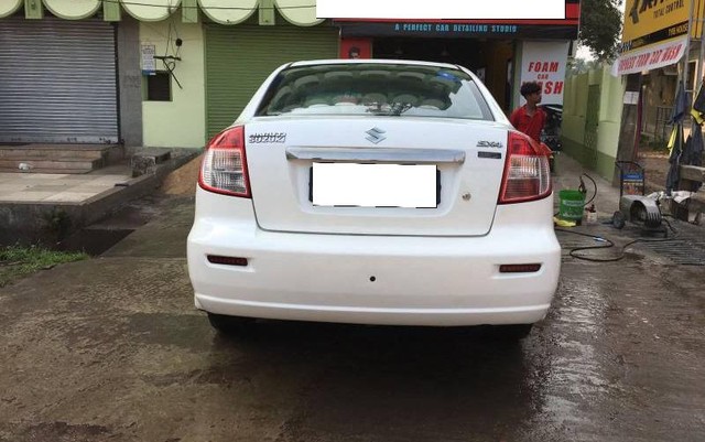 Second-hand 2012 Maruti Suzuki SX4 Celebration Diesel for sale in Haldia-4