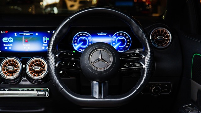 Second-hand 2024 Mercedes-Benz EQA 250 Plus for sale in New Delhi-11