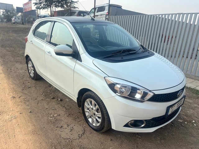 Second-hand 2017 Tata Tiago 1.2 Revotron XZ for sale in Pune-3