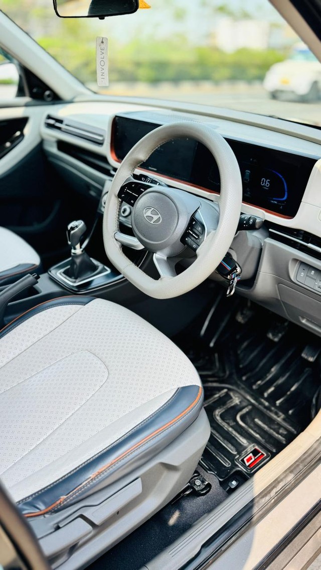 Second-hand 2024 Hyundai Creta E for sale in Surat-11