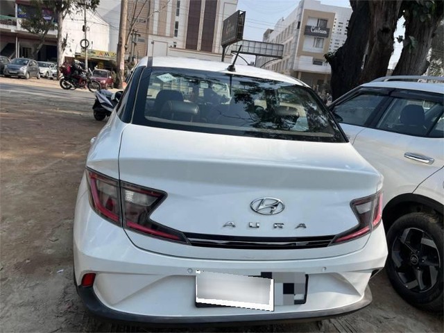 Second-hand 2022 Hyundai Aura S CNG for sale in Roorkee-4
