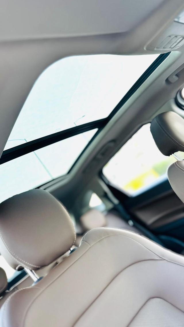 Second-hand 2022 Tata Harrier XZA Plus AT BSVI for sale in Surat-4