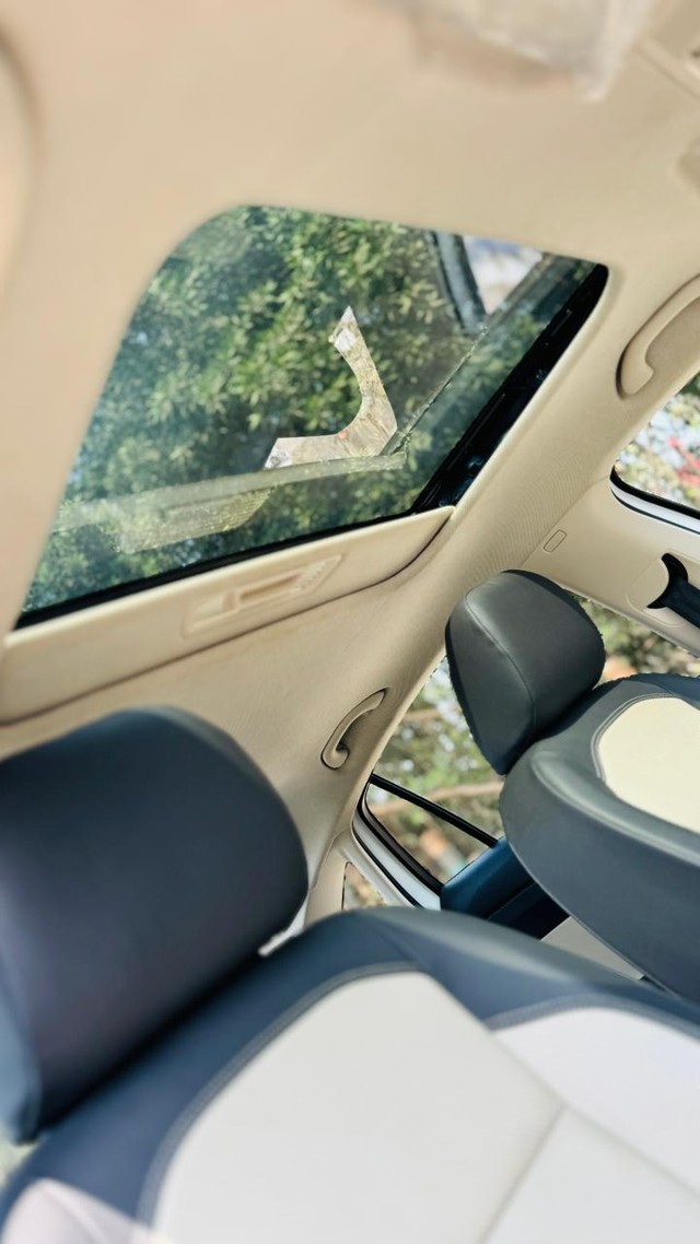 Skoda Slavia 1.0 TSI Style AT BSVI Second-hand 2022 Skoda Slavia 1.0 TSI Style AT BSVI for sale in Surat-12