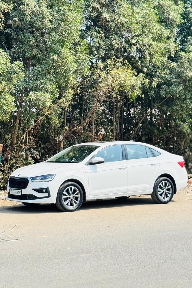 Skoda Slavia 1.0 TSI Style AT BSVI Second-hand 2022 Skoda Slavia 1.0 TSI Style AT BSVI for sale in Surat-18