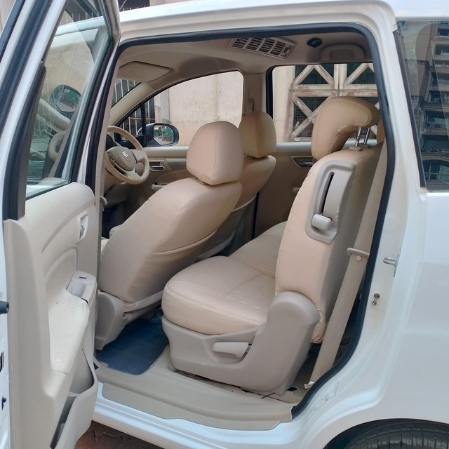 Second-hand 2017 Maruti Suzuki Ertiga VXI CNG for sale in Thane-8