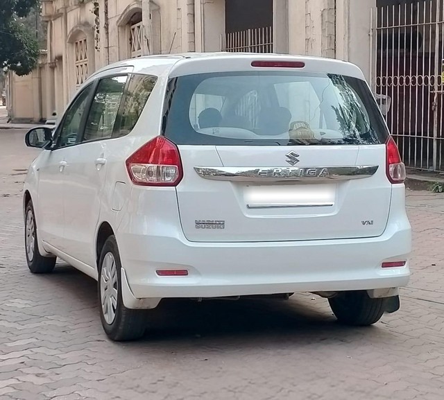 Second-hand 2017 Maruti Suzuki Ertiga VXI CNG for sale in Thane-9