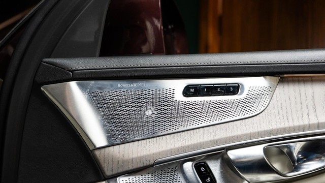 Second-hand 2025 Volvo XC90 B5 AWD Mild hybrid Ultra for sale in New Delhi-7