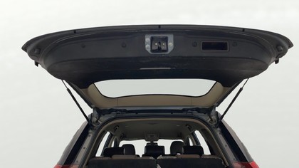 Second-hand 2014 Mahindra XUV500 W8 2WD for sale in Lucknow