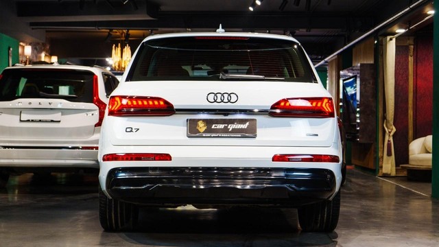Second-hand 2024 Audi Q7 Bold Edition for sale in New Delhi-10