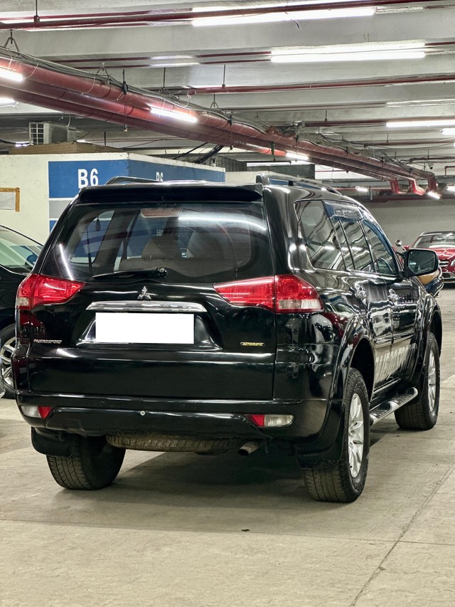 Mitsubishi Pajero Sport 4X2 AT Second-hand 2015 Mitsubishi Pajero Sport 4X2 AT for sale in Mumbai-5