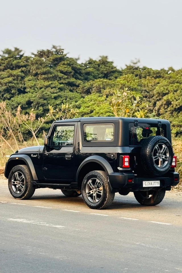 Mahindra Thar LX 4WD Convert Top Diesel AT BSVI Second-hand 2023 Mahindra Thar LX 4WD Convert Top Diesel AT BSVI for sale in Surat-7