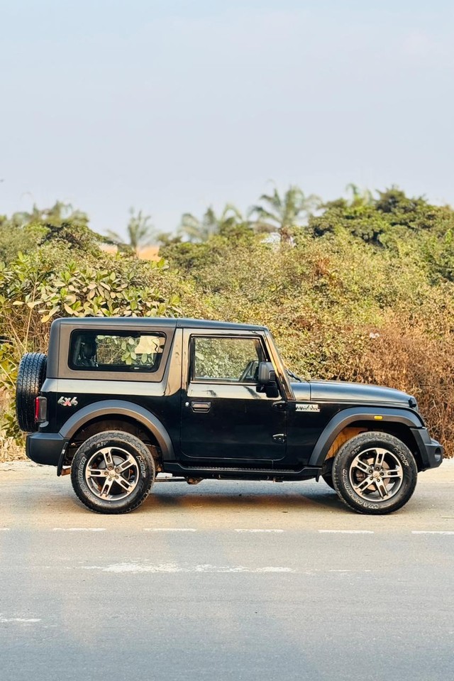 Mahindra Thar LX 4WD Convert Top Diesel AT BSVI Second-hand 2023 Mahindra Thar LX 4WD Convert Top Diesel AT BSVI for sale in Surat-0
