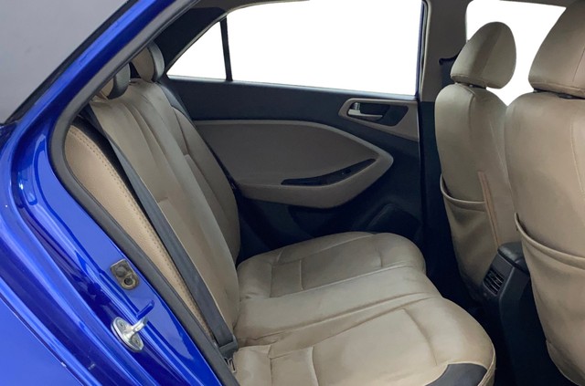 Second-hand 2015 Hyundai i20 Asta 1.2 for sale in Thane-16