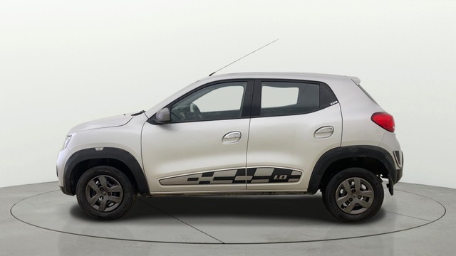 Second-hand 2017 Renault KWID 1.0 RXL for sale in Ahmedabad-16