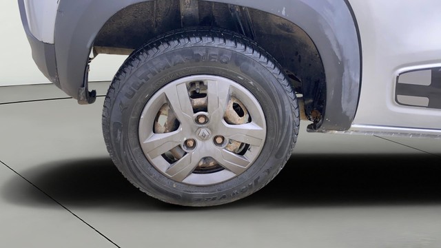 Second-hand 2017 Renault KWID 1.0 RXL for sale in Ahmedabad-27