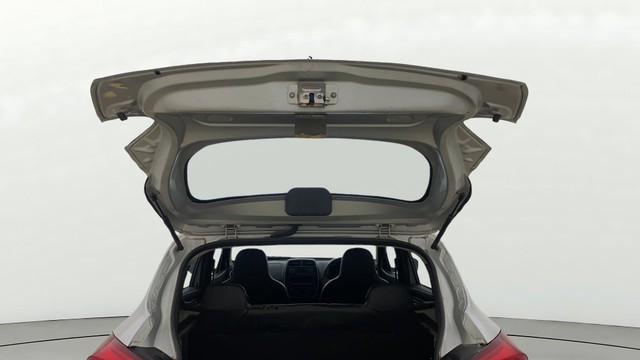 Second-hand 2017 Renault KWID 1.0 RXL for sale in Ahmedabad-0