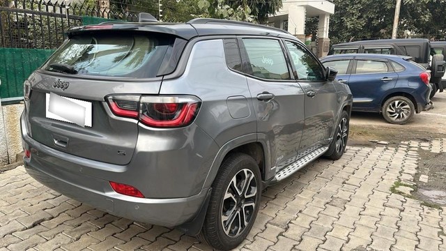 Second-hand 2022 Jeep Compass 2.0 Model S Opt for sale in Mathura-9