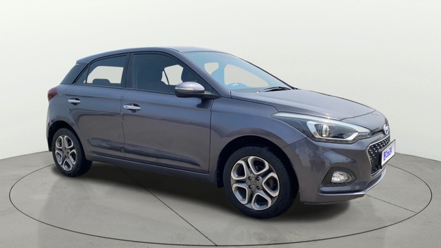Second-hand 2019 Hyundai i20 Asta Option Diesel for sale in Chennai-12