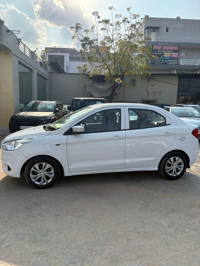 Second-hand 2016 Ford Aspire 1.2 Ti-VCT Titanium Opt for sale in Jaipur-7