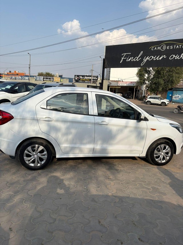 Second-hand 2016 Ford Aspire 1.2 Ti-VCT Titanium Opt for sale in Jaipur-13