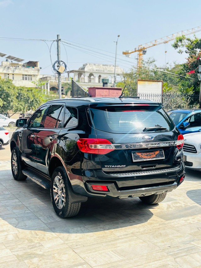 Second-hand 2018 Ford Endeavour 3.2 Titanium AT 4X4 for sale in Jaipur-8